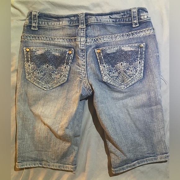 Paisley Sky jean shorts / size 0 / never worn - Picture 1 of 3